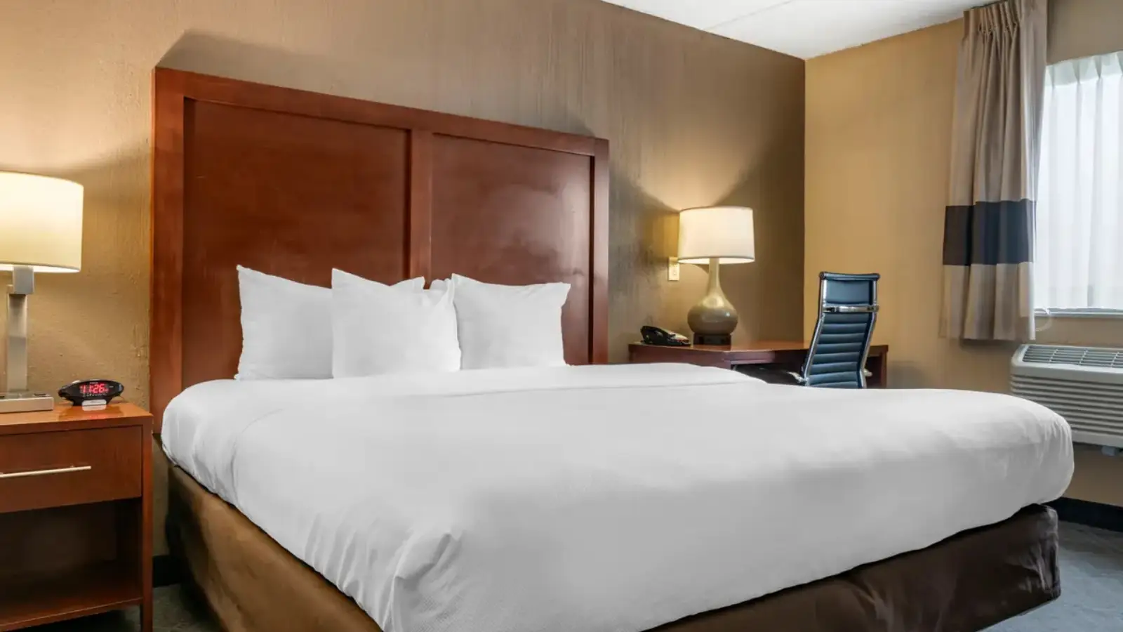Standard King Room