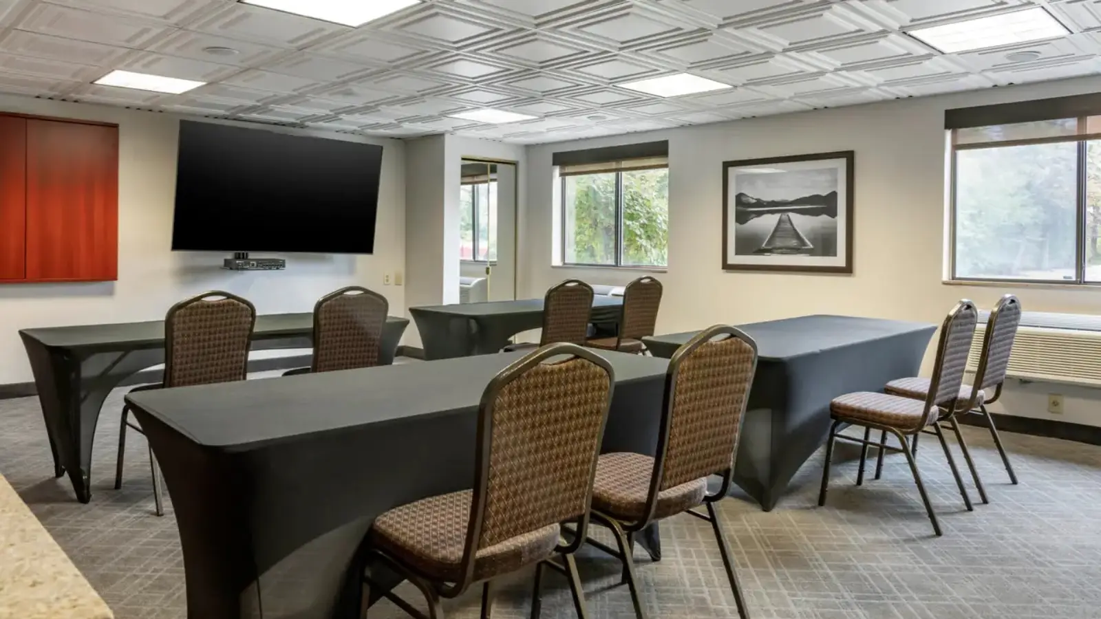Superb Meeting Room
